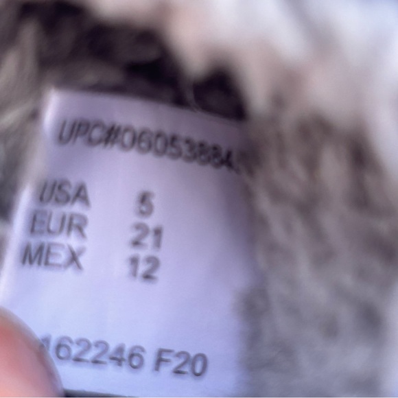 Shark Slippers Toddler Baby Shark Size 5 - Picture 6 of 11